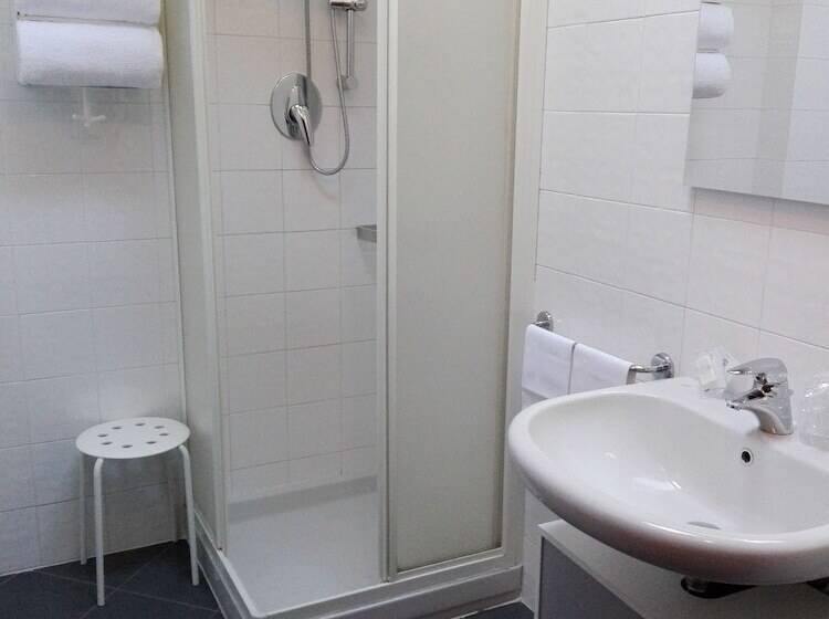 Номер Стандарт, Bert Hotel