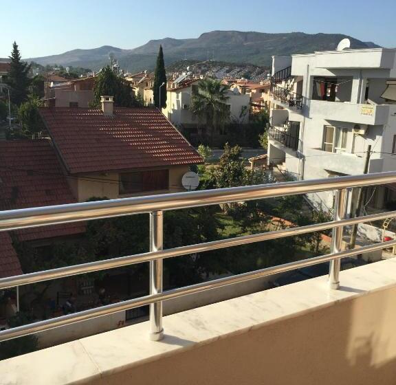 Люкс, Efes