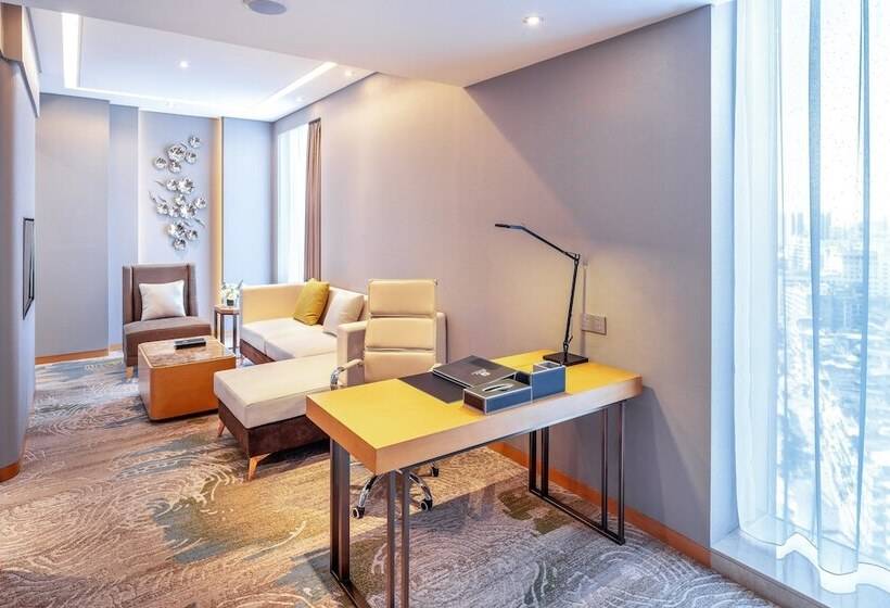 Люкс, Holiday Inn Neijiang Riverside, An Ihg