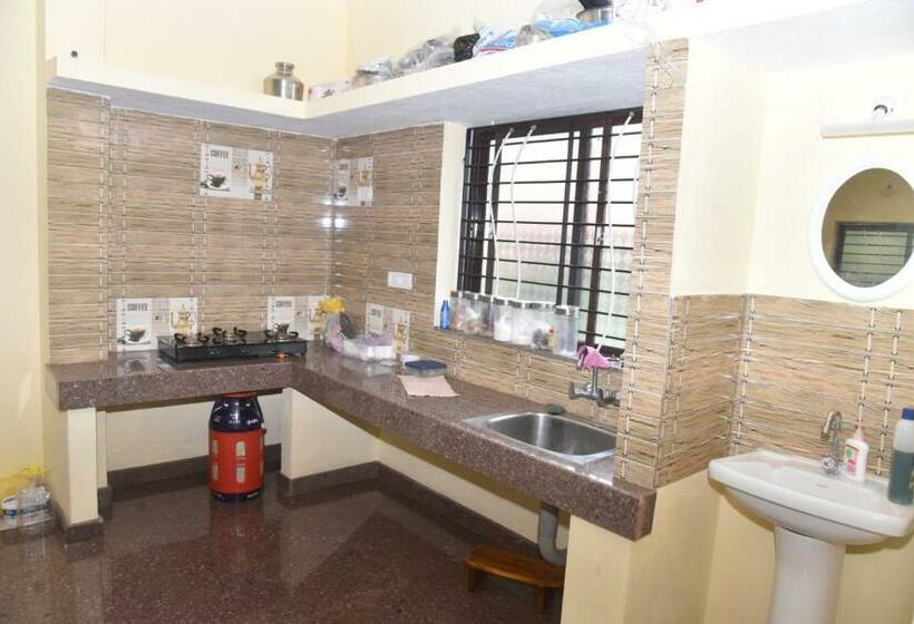 Номер Стандарт Вид на Парк, Devatha Homestay, Guest House,hotel,dharmasthala 1