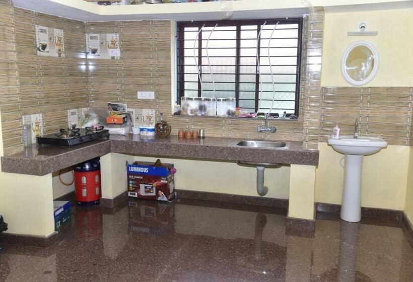 Номер Стандарт Вид на Парк, Devatha Homestay, Guest House,hotel,dharmasthala 1
