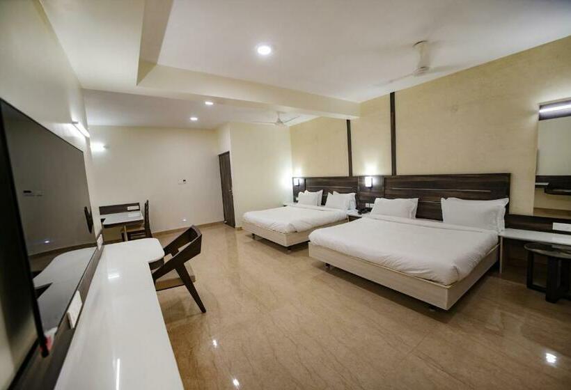 スーペリアースイート, Avenue 11 Premium Stays Madurai