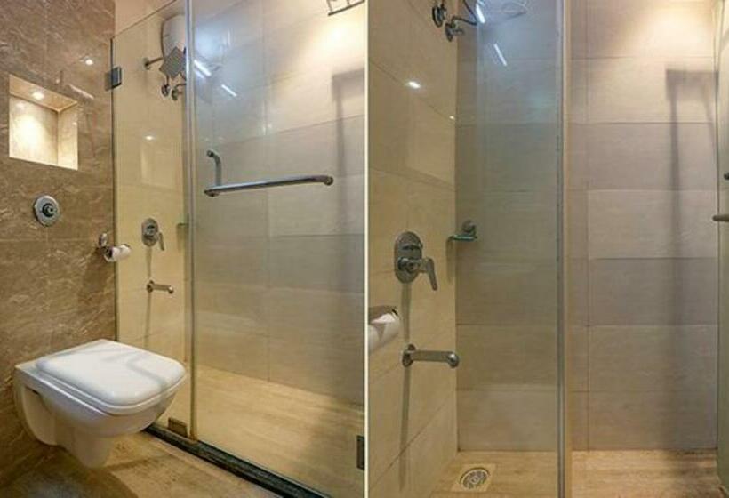 Трехместный Президентский, Fabhotel Royal International   Nr Mumbai International Airport