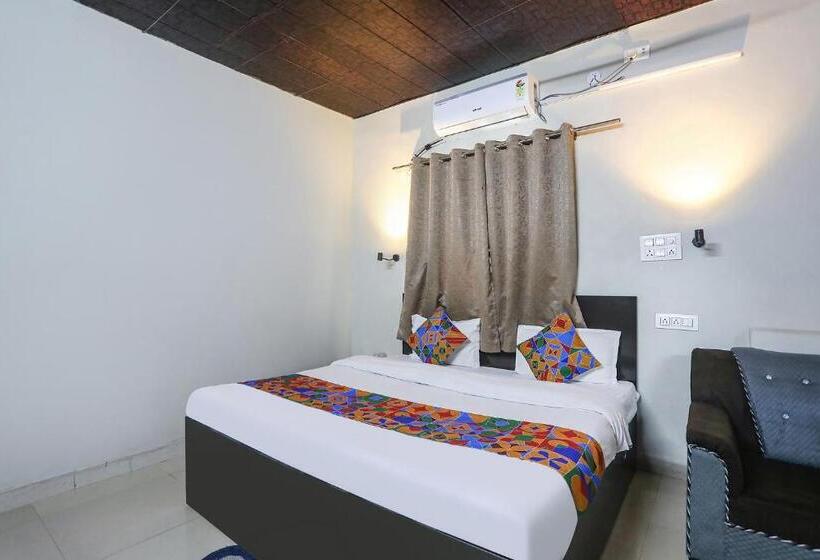 Quarto Deluxe, Fabexpress Villa 18
