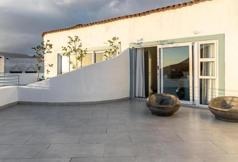 Люкс с Балконом, Capri Sands Luxury Guest House