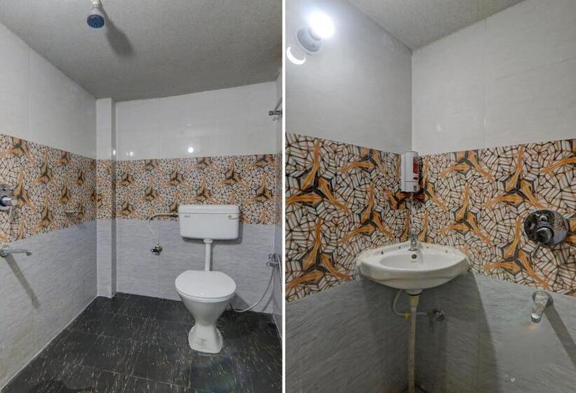 اتاق کلاسیک سه تخته, Fly Inn