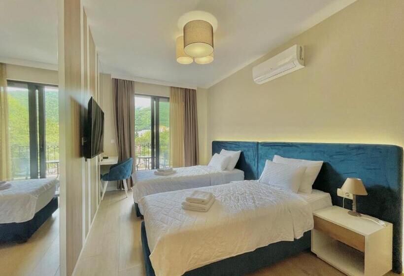 Номер Стандарт Вид на Город, Comfort Apartments Pasha