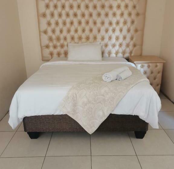 Семейный Номер Deluxe, Maletjane Holiday Resort