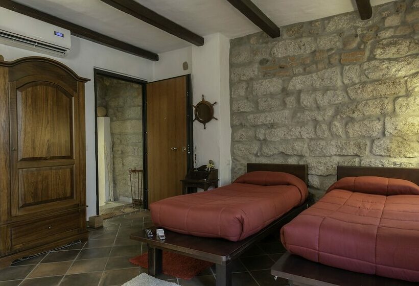 Quarto Estandar, Amsicora 8