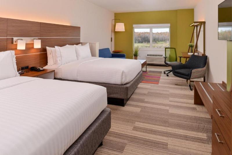 장애인을 위한 스위트, Holiday Inn Express & Suites Trinity, An Ihg