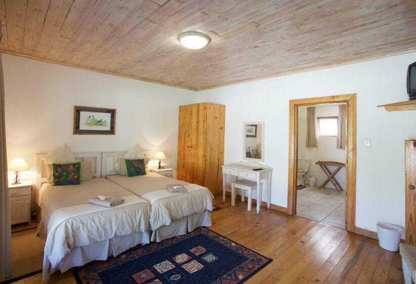 غرفة قياسية, Mentors Country Estate