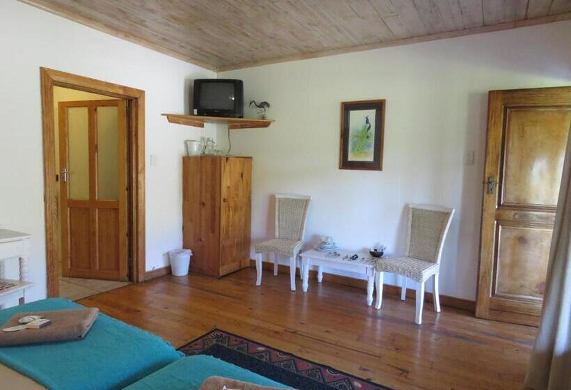 غرفة قياسية ثلاثية, Mentors Country Estate