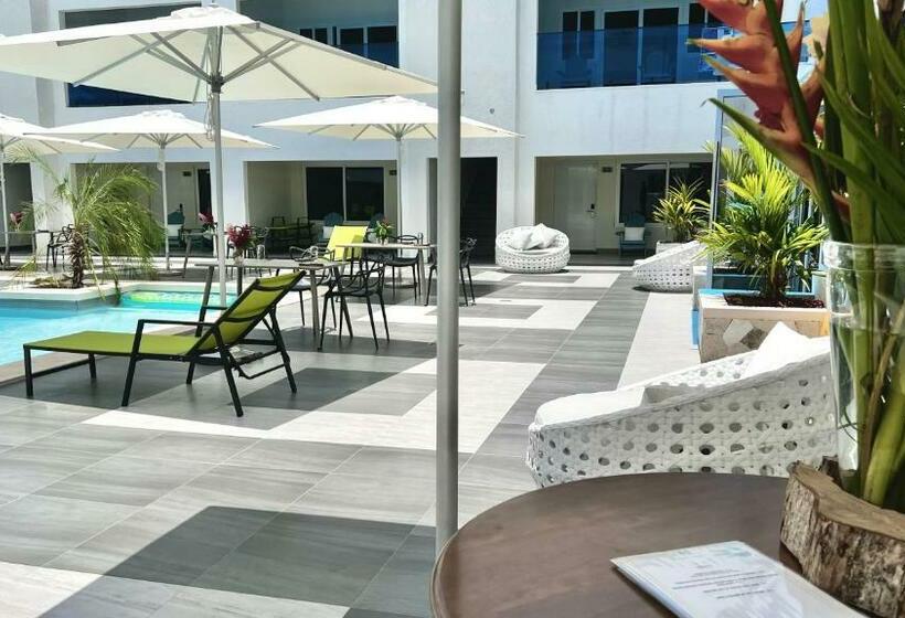 חדר דחוקס עם מיטת קינג, Morgans Cliff Villa