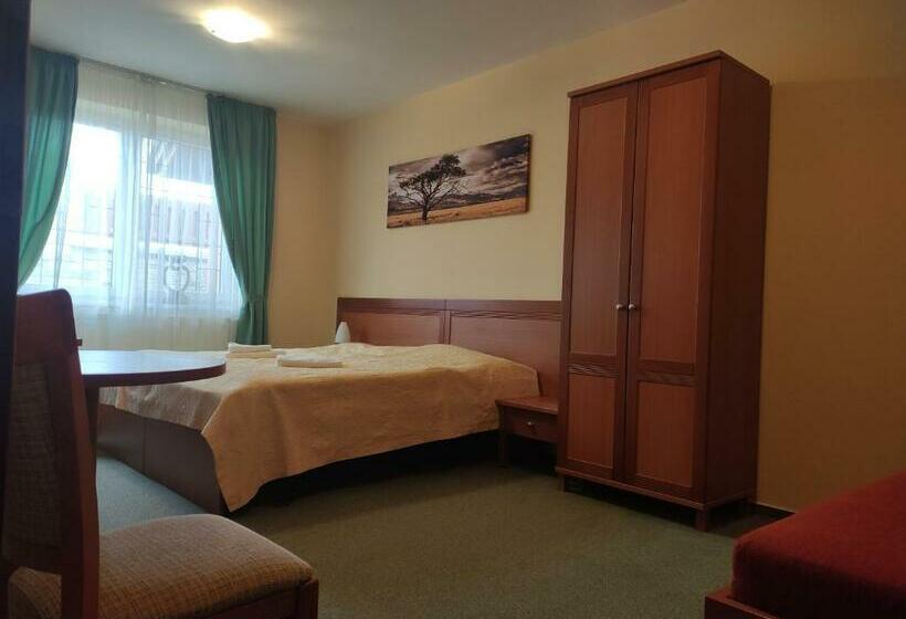 Номер Стандарт Трехместный, Villa Cassandra