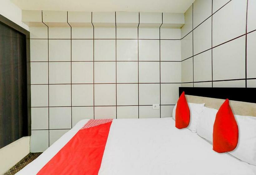 غرفة كلاسيكية ثلاثية, Oyo Flagship 81395 Hotel The Moon