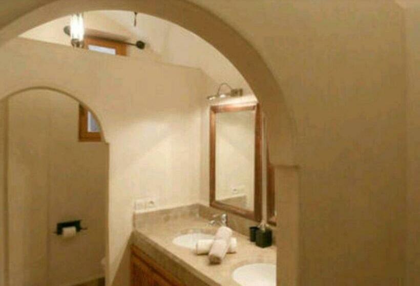 اتاق عادی, Arabian Riad