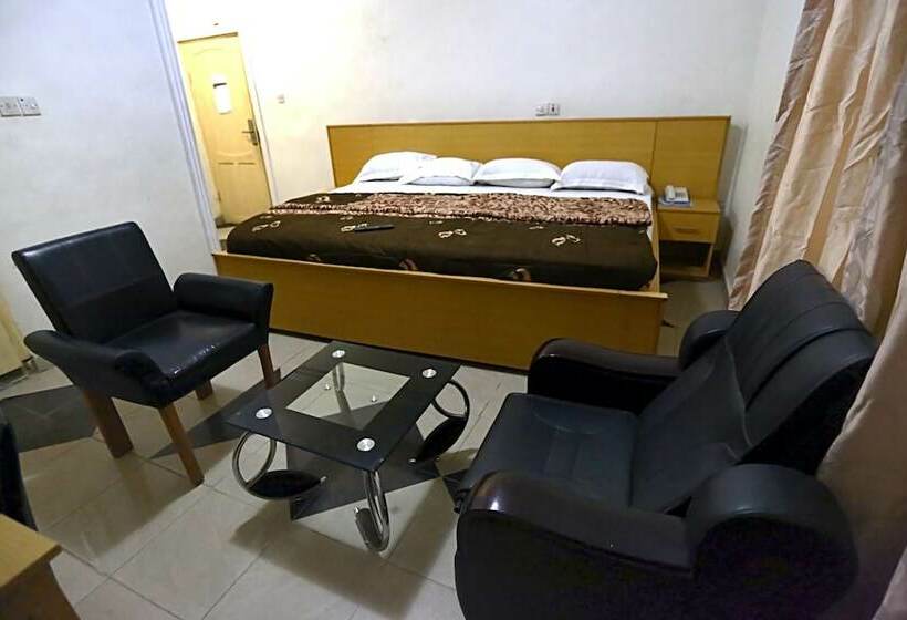 اتاق اجرایی, Semper Diamond Lodge