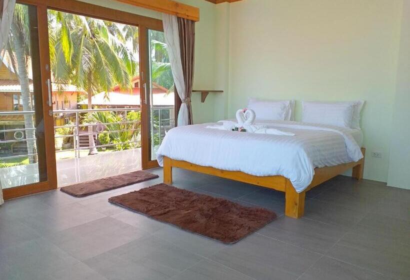 Номер Deluxe с Балконом, The Ford Sunset Beach Resort