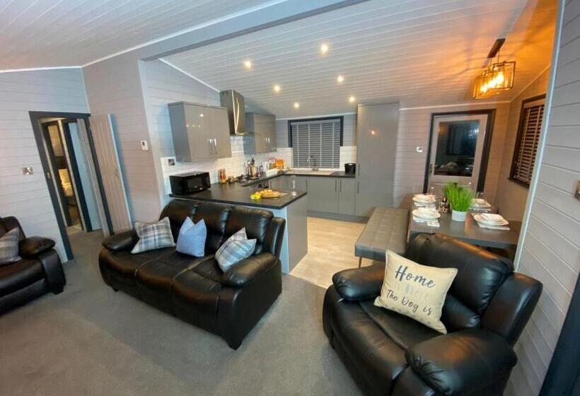 Дом 3 Спальни, Ogwen Bank Caravan And Lodge Park