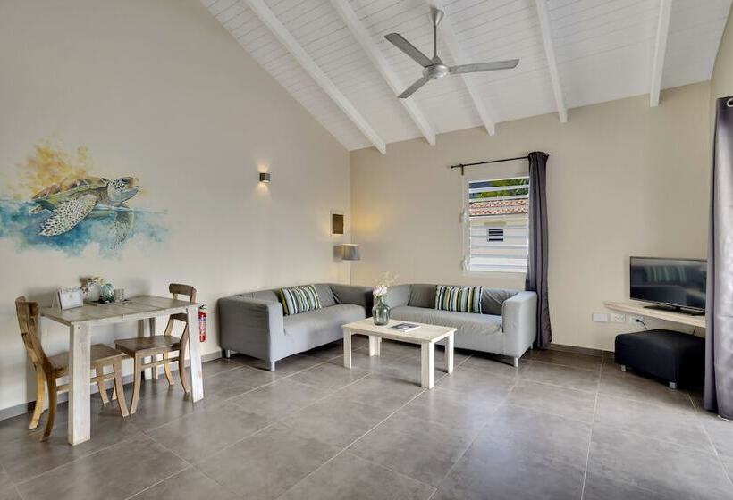 آپارتمان 1 خوابه, All Seasons Apartments