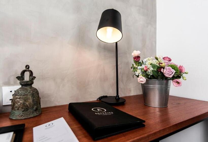 Номер Basic, Aquarius Hotel And Urban Resort