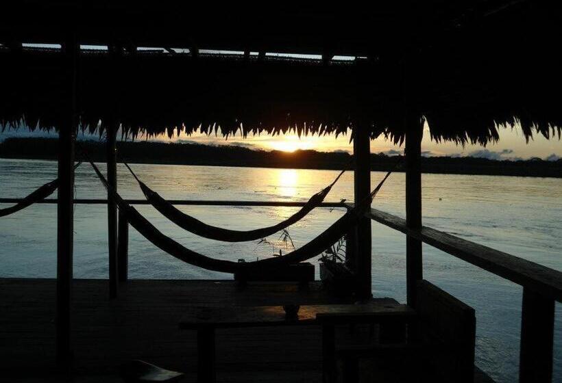 Suite with lake view, Cabaña Flotante Kurupira