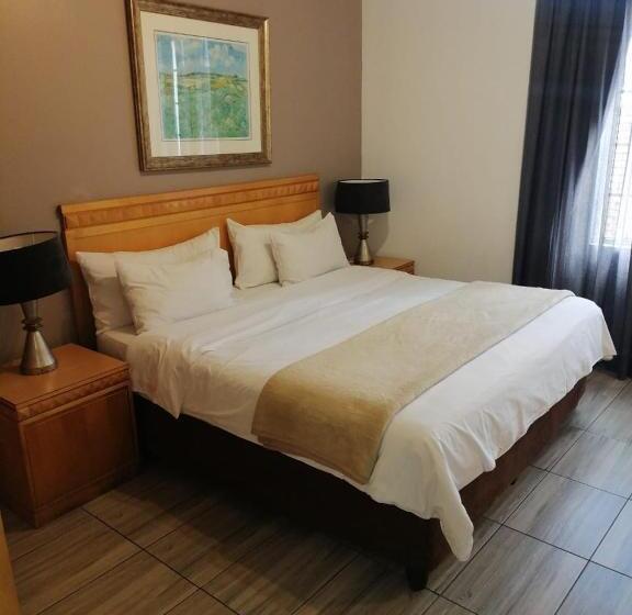 Номер Стандарт, Airport Inn And Suites