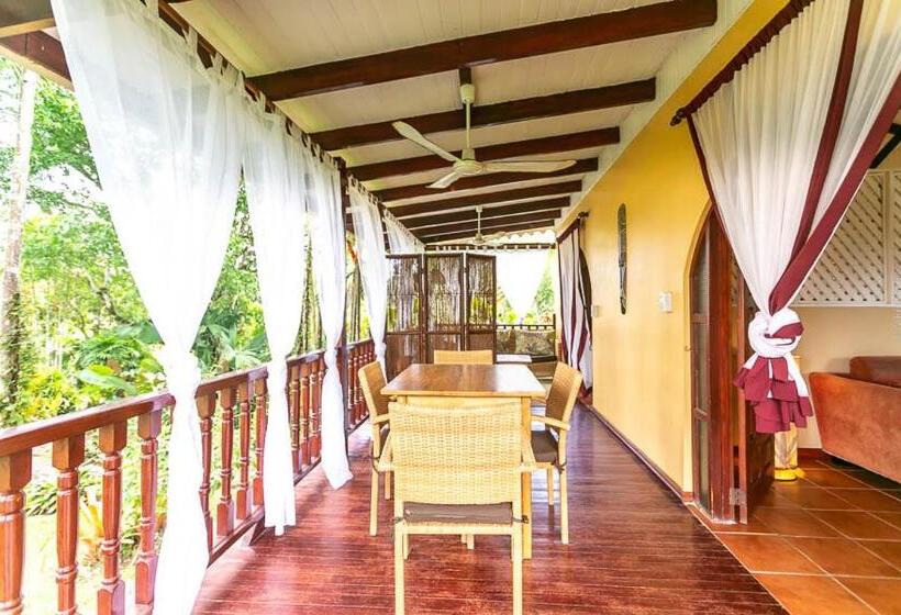 Люкс Повышенной Комфортности, El Encanto