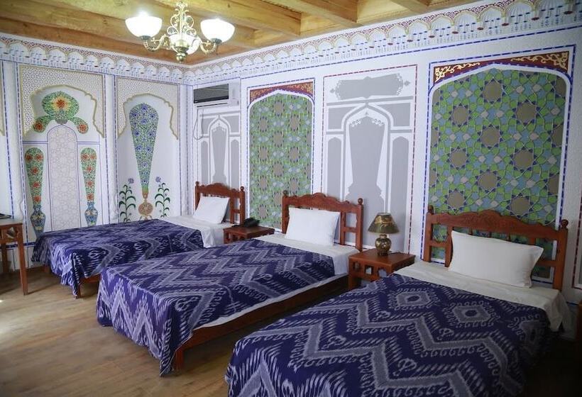 Номер Стандарт Трехместный, Komil Bukhara Boutique