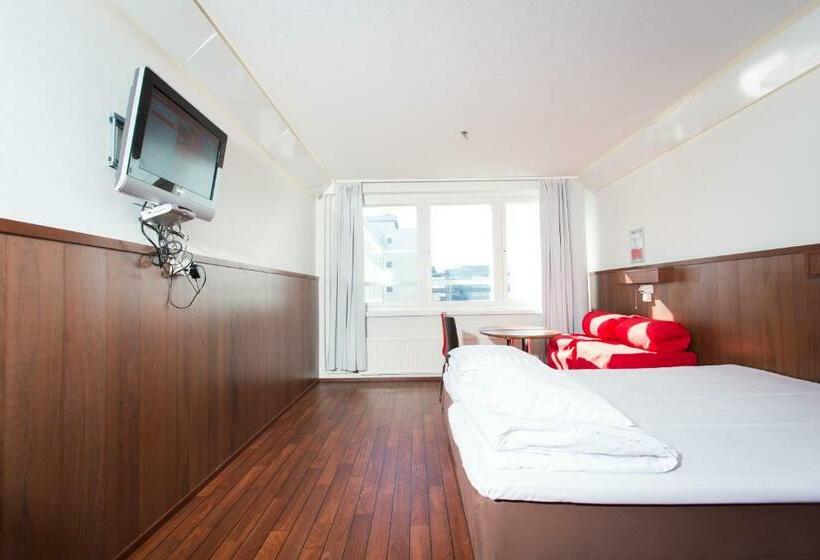Perhehuone, Omena Hotel Jyväskylä