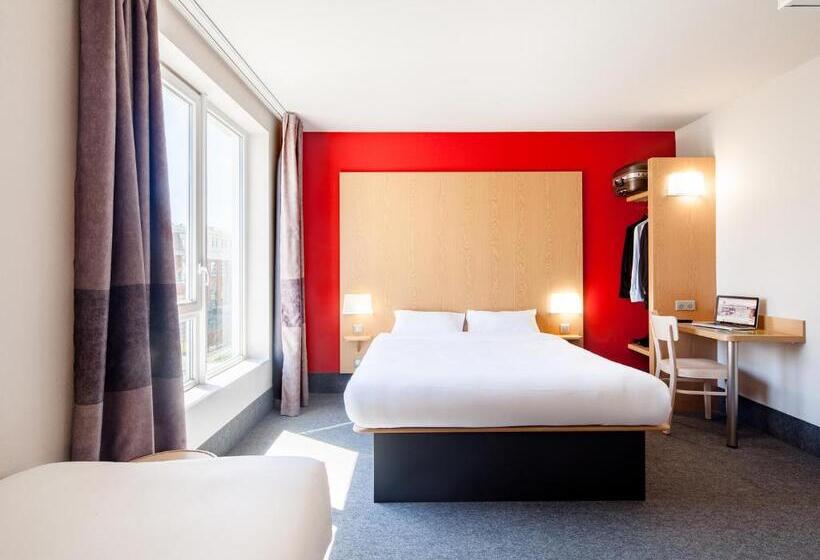 Номер Стандарт Трехместный, B&b Hotel Paris Est Bobigny Université