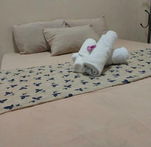 Quarto Familiar, Aparecida Akuto S Pousada