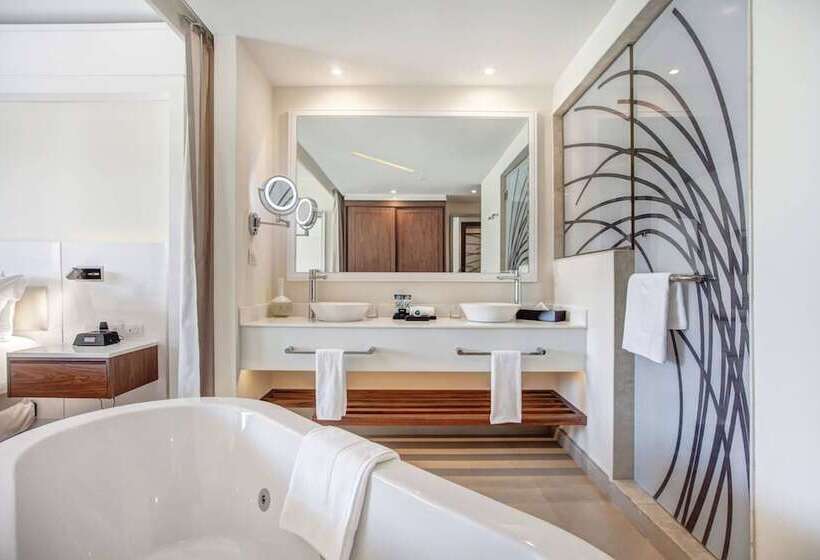 Junior Suite Deluxe, Hideaway at Royalton Saint Lucia, An Autograph Collection - All Inclusive Resort - Adults Only
