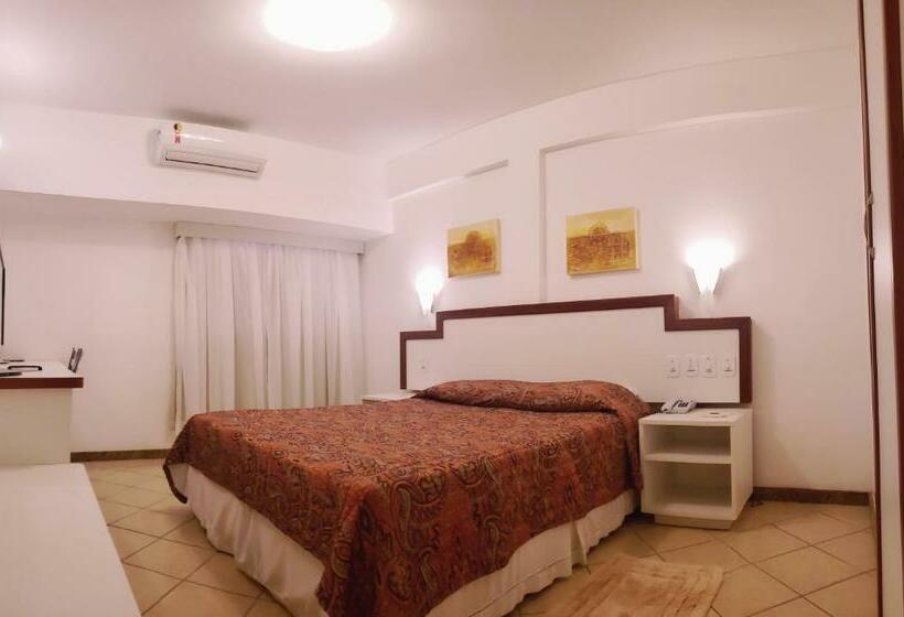 Номер Deluxe, Lord Plaza