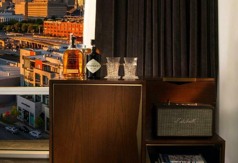 Стандартный Номер Кровать Кинг, Thompson Nashville, By Hyatt