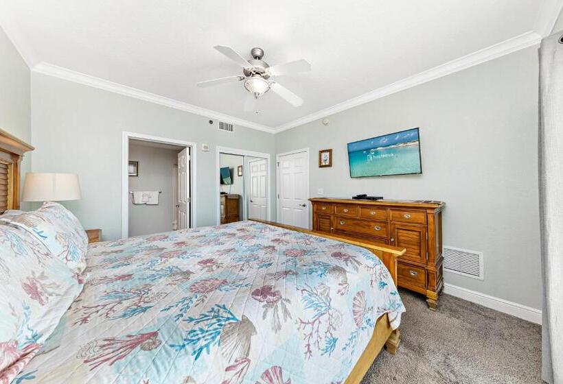Апартаменты 1 Спальня с Балконом, Crystal Shores West 202