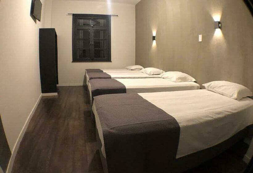 اتاق استاندارد چهار تخته, Hostel Carabelas   Proximo A 25 De Março E Brás
