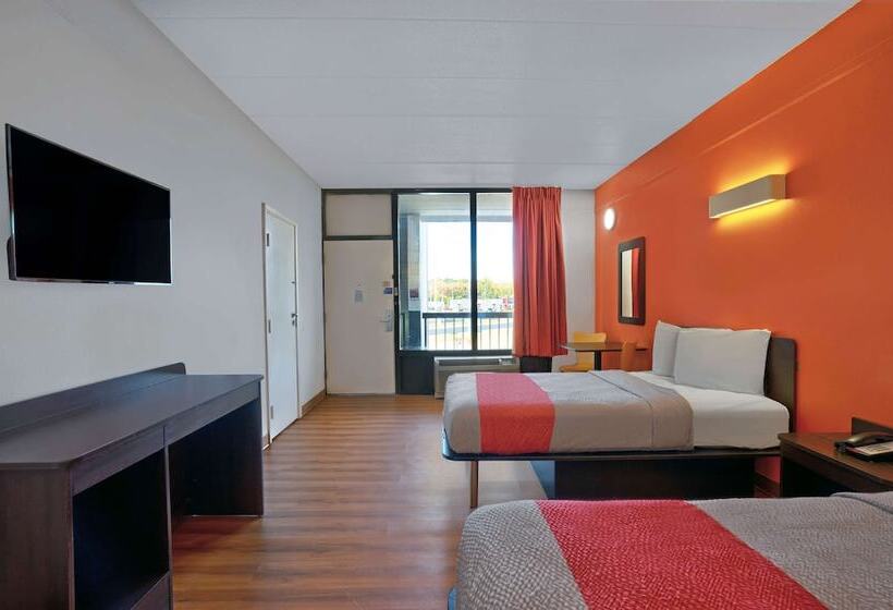 Номер Стандарт 2 Двуспальные Кровати, Motel 6seaford, De