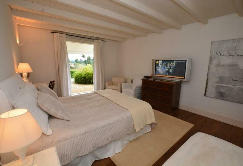 Люкс Премиум, Roots Resort