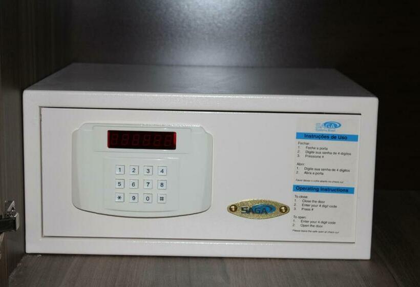 Quarto Estandar com Sacada, Resende Inn