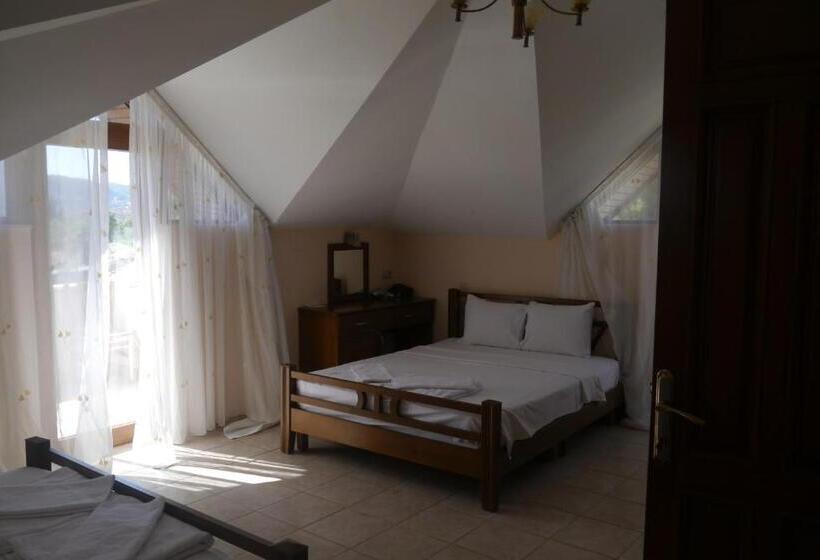 4 Bedroom Villa, Asur Hotel & Aparts & Villas