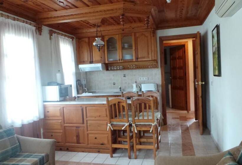2 Bedroom Apartment, Asur Hotel & Aparts & Villas