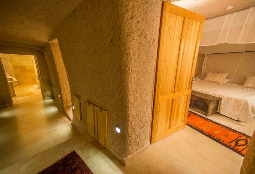 Family Suite, Kistar Cave