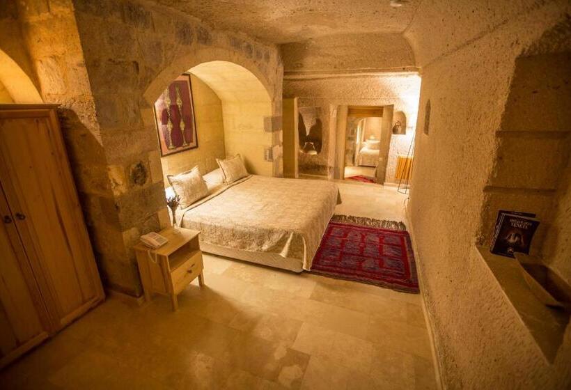 Family Suite, Kistar Cave