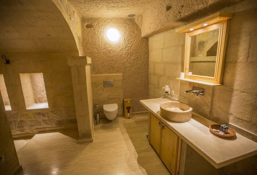 Family Suite, Kistar Cave