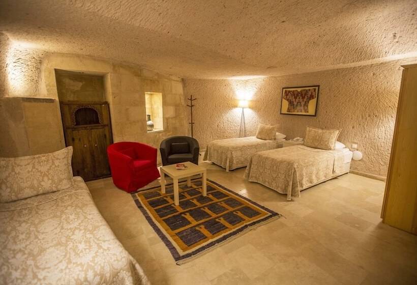 Family Suite, Kistar Cave
