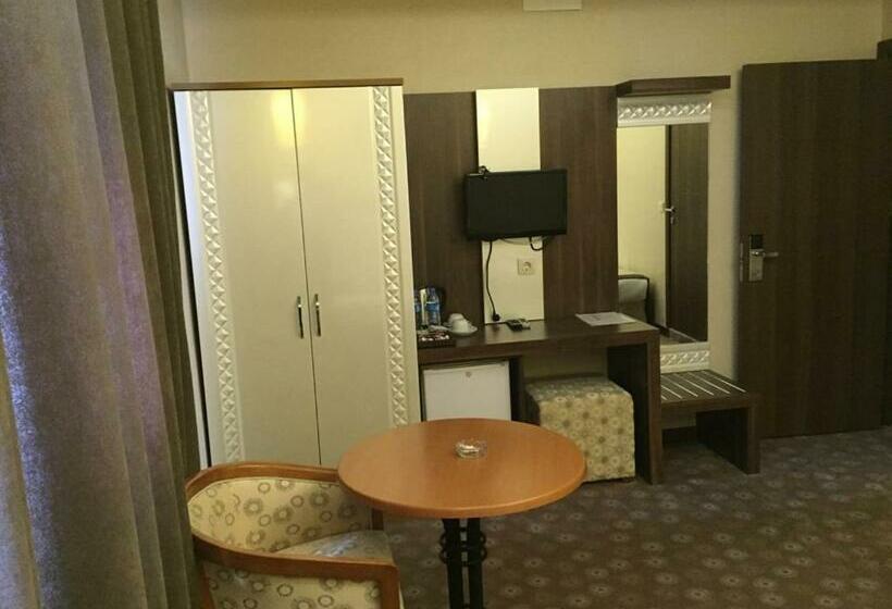 Номер Стандарт Трехместный, Cenas Otel
