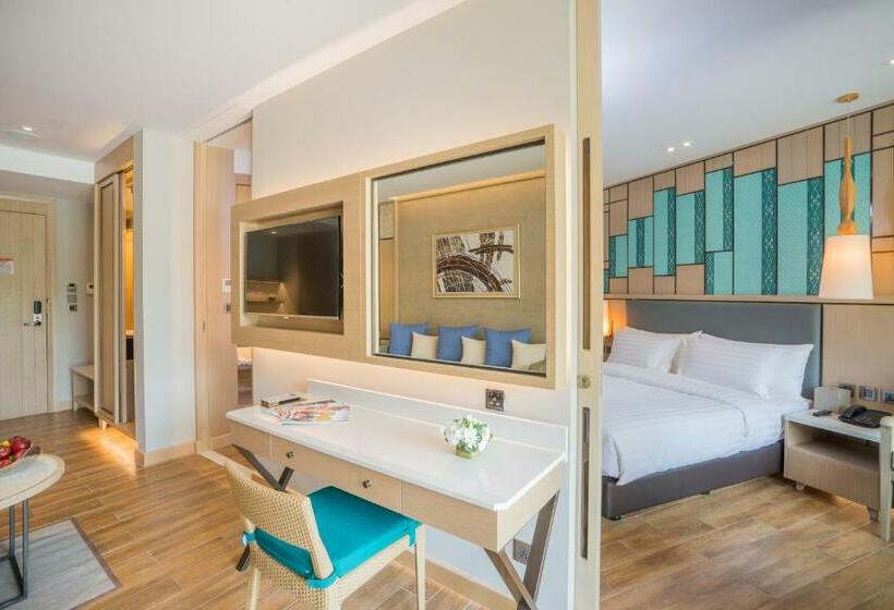 Люкс Вид на Сад, Avani+ Hua Hin Resort