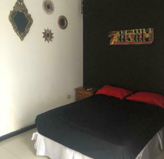 四人标准间, Bardot Hostel