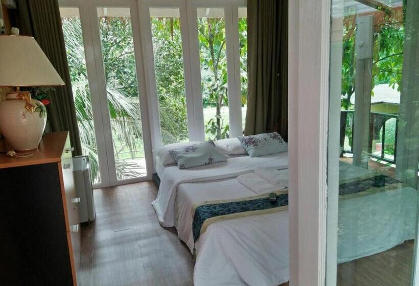 标准间, Baan Pong Tara